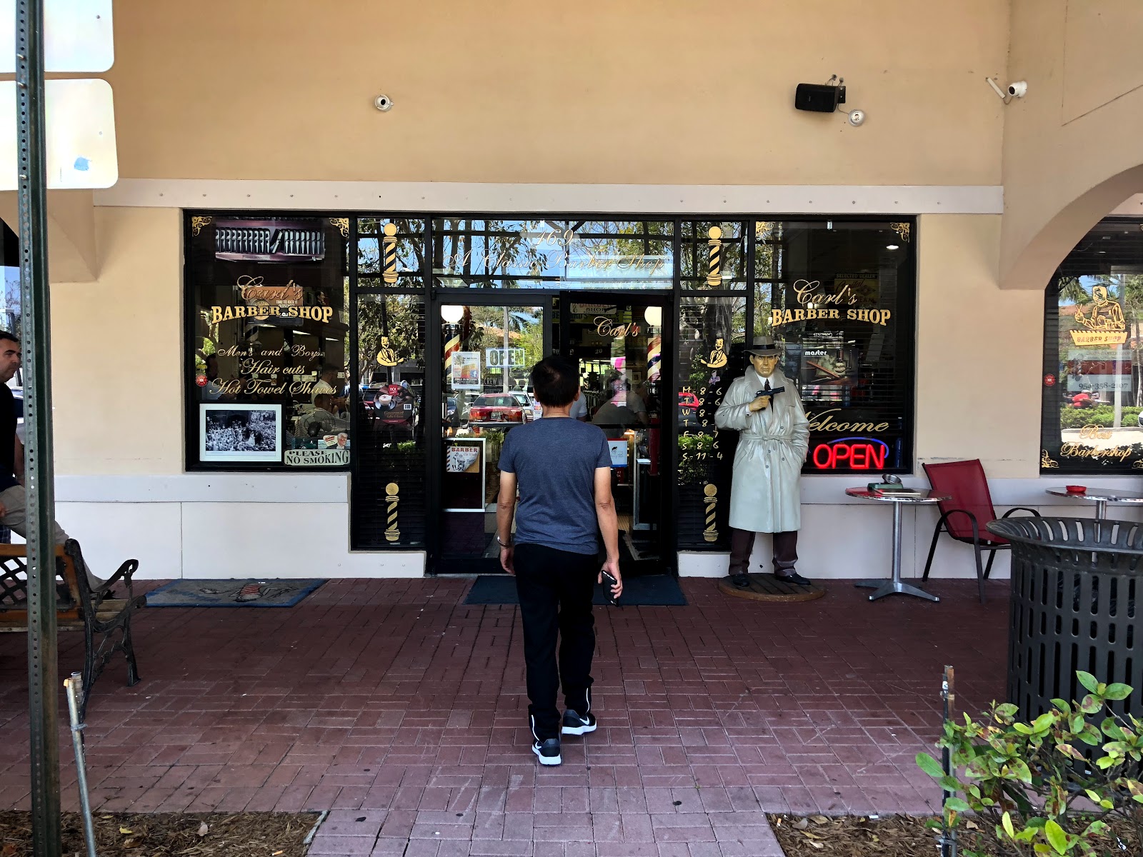 Carl's Old Time Barber Shop in Weston » Hair care in Weston FL