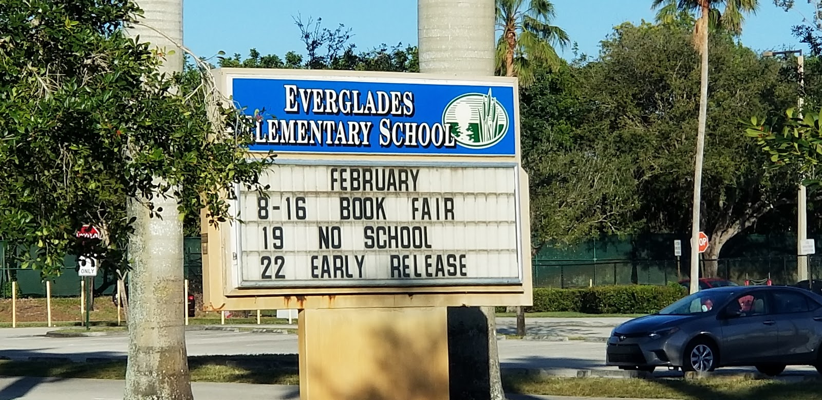 Everglades Elementary / Homepage