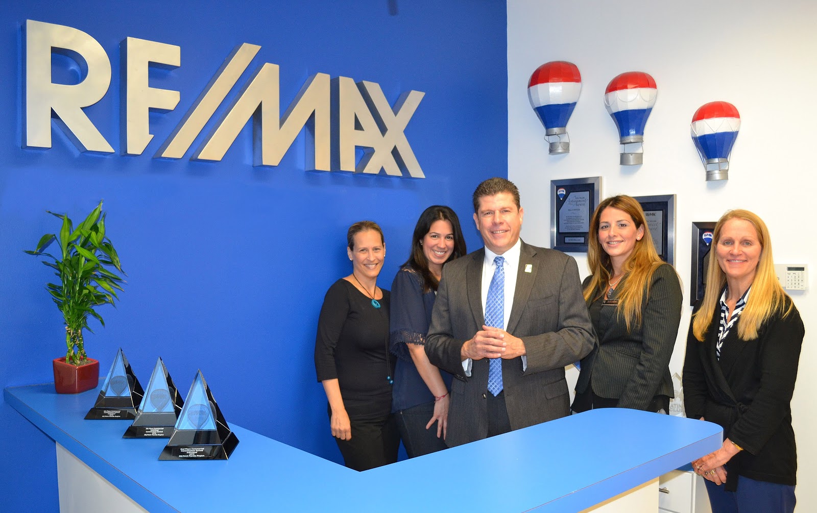 Broward Home Sales Hector Vidaurre REMAX