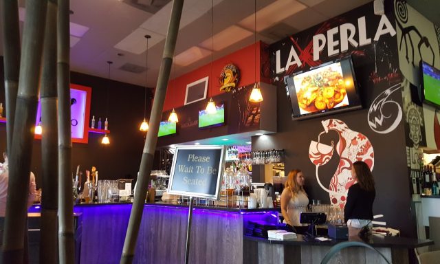 La Perla Seafood Bar & Grill