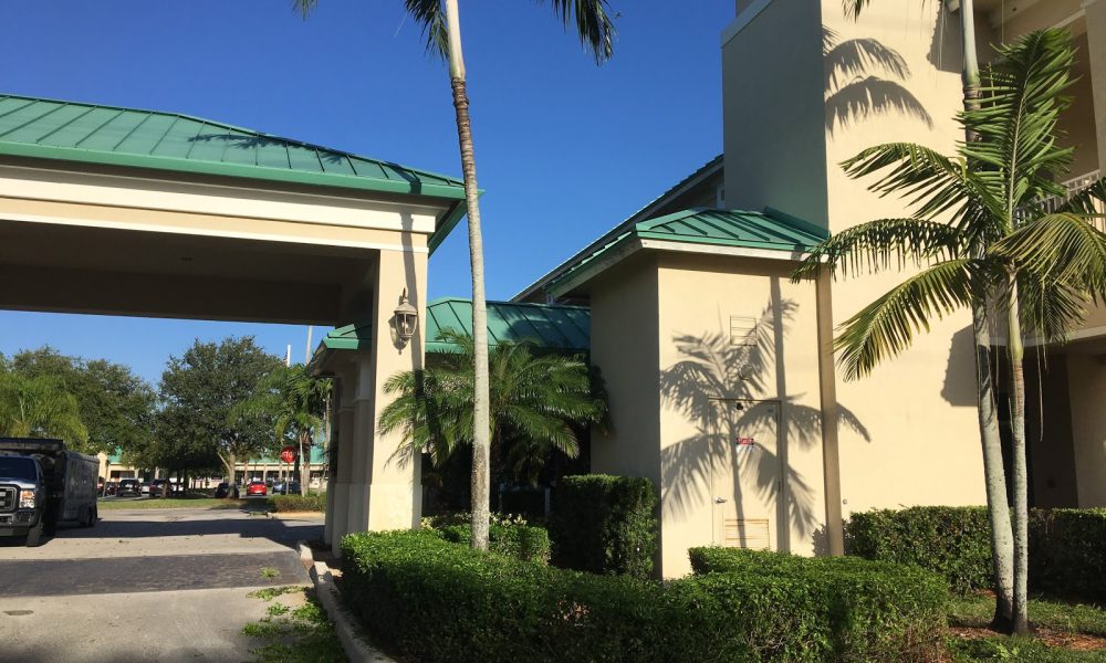 Regency Square Dental - Dentist in Davie