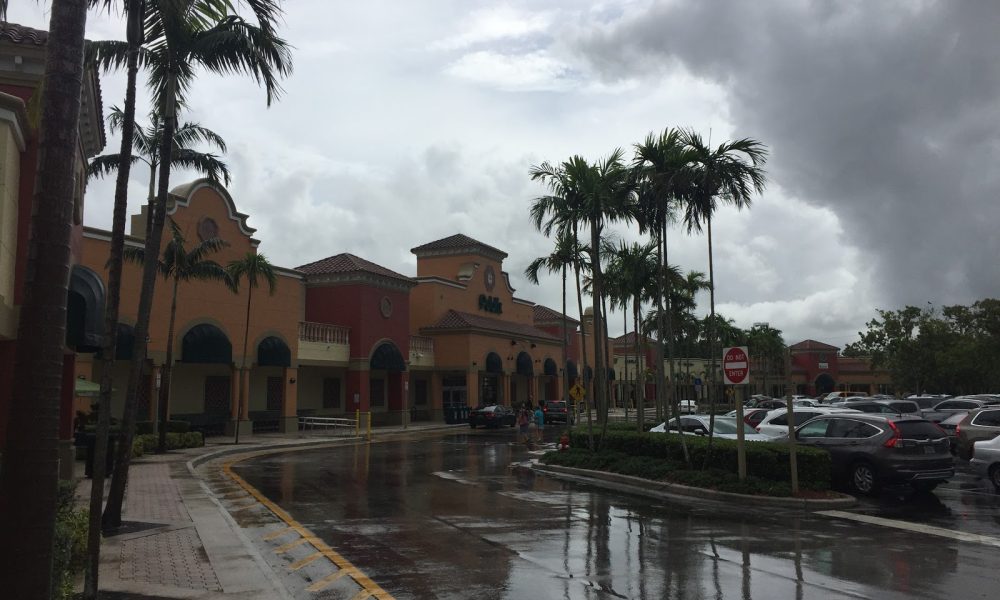 Weston Lakes Plaza