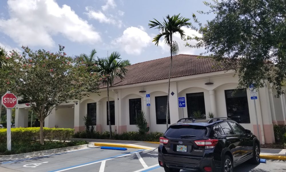 Bank of America (with Drive-thru ATM)