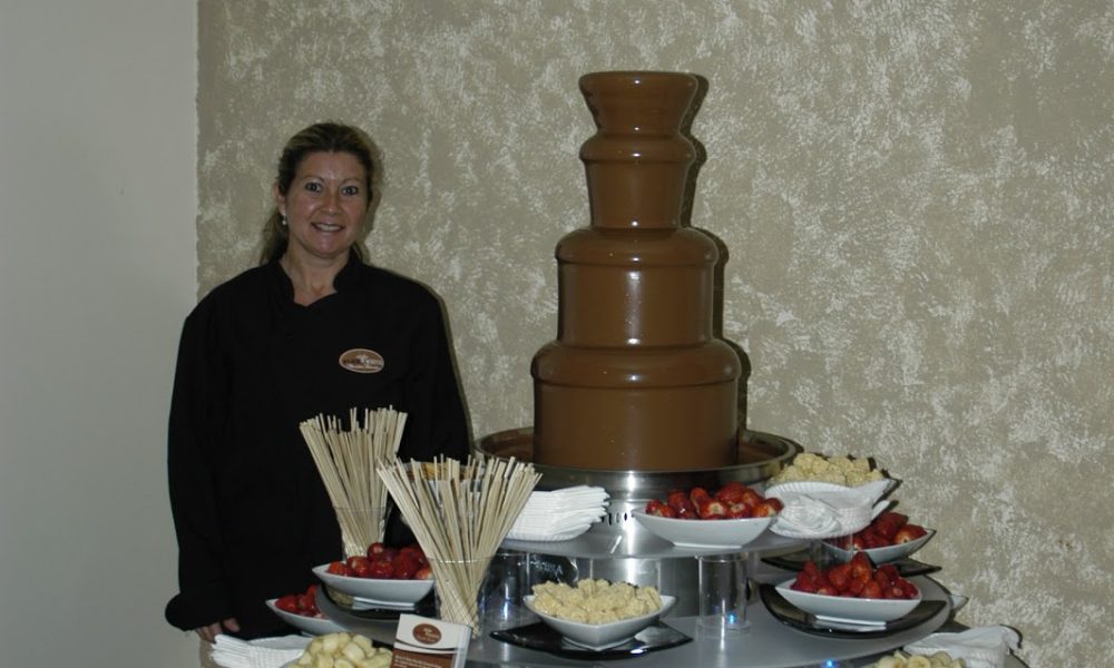 Black & White Chocolate Fountains