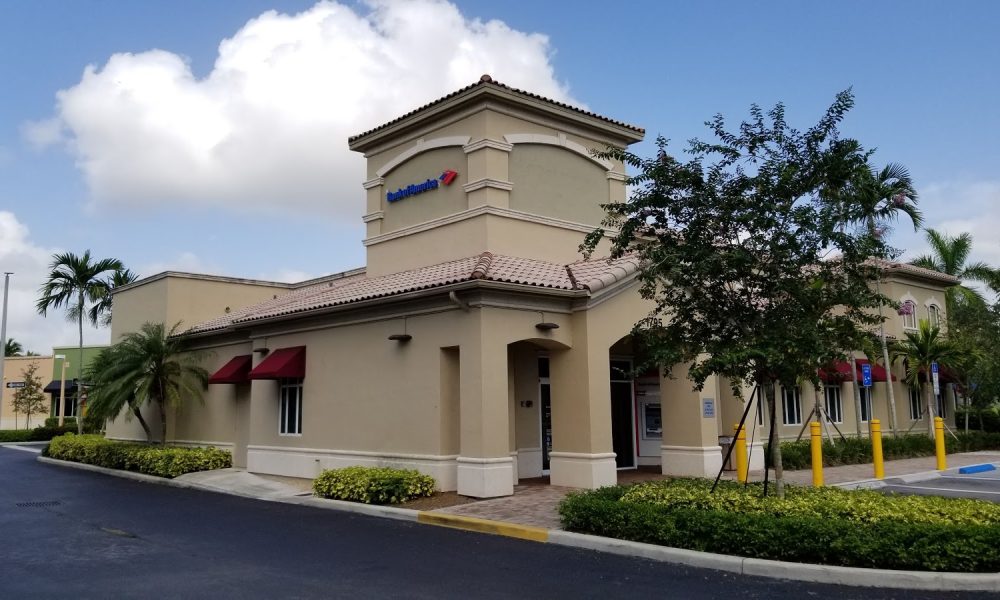 Bank of America (with Drive-thru ATM)