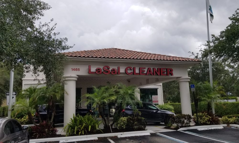 La Sal Cleaner