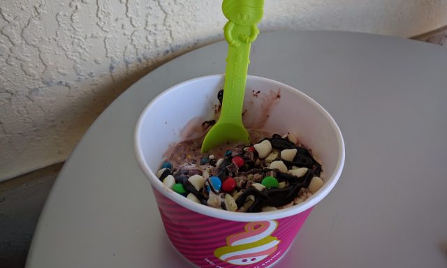 Menchie’s Frozen Yogurt