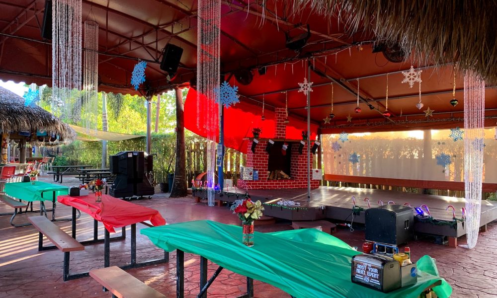 Cafe 27 Bar &amp; Grill